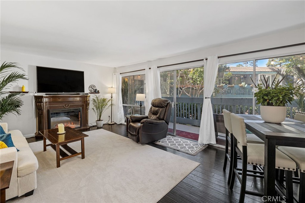 649 S Prospect Avenue 101