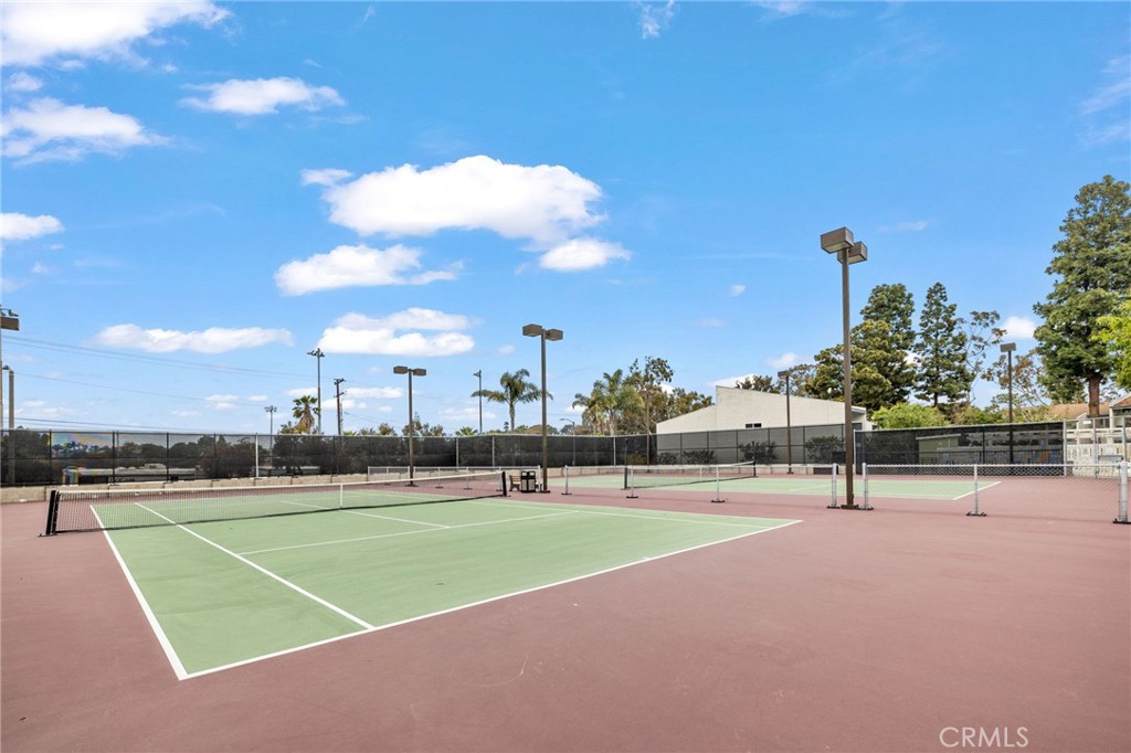 649 S Prospect Avenue 101