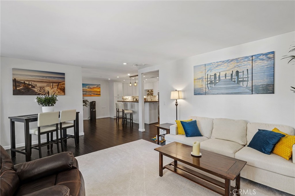 649 S Prospect Avenue 101