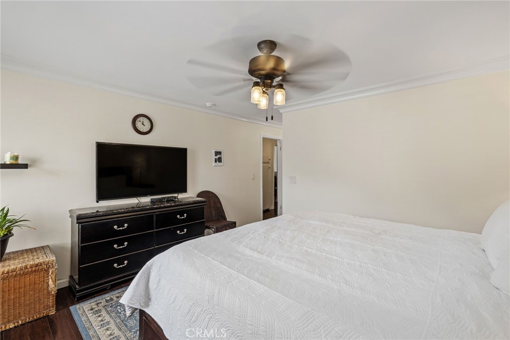 649 S Prospect Avenue 101