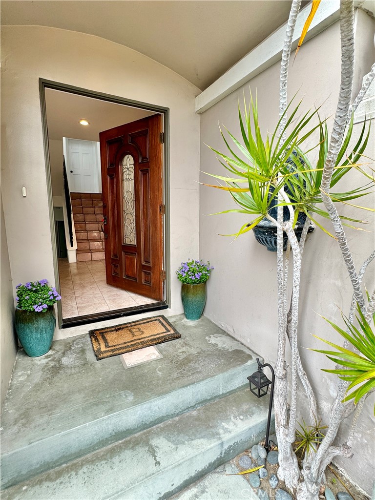 1838 Hermosa Avenue A