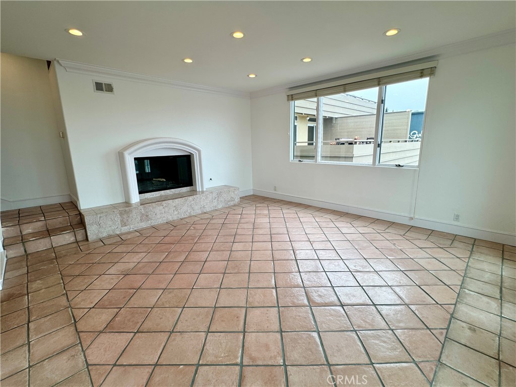 1838 Hermosa Avenue A