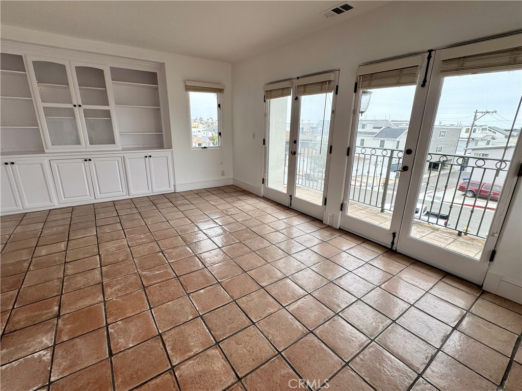 1838 Hermosa Avenue A