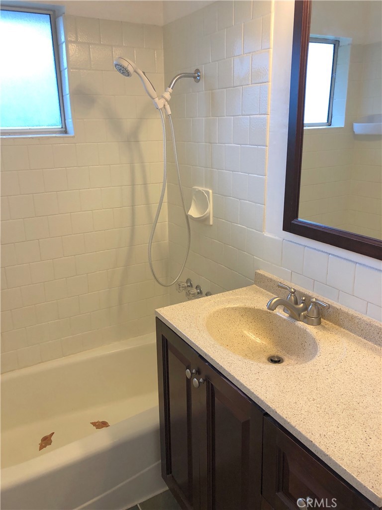 320 N Prospect Avenue