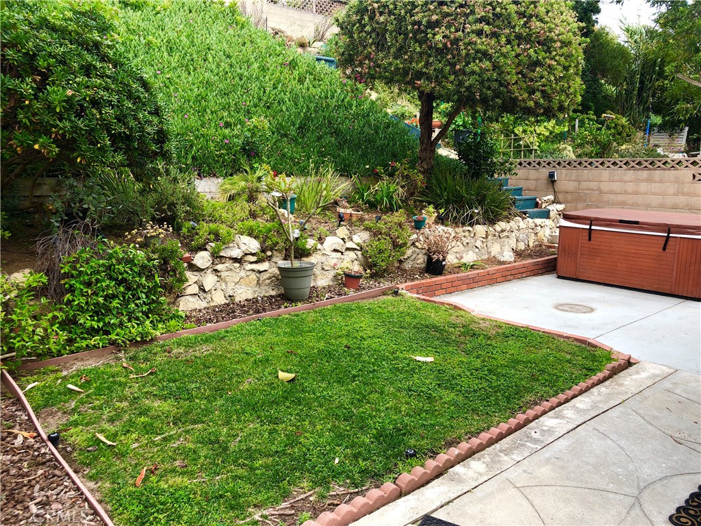 320 N Prospect Avenue