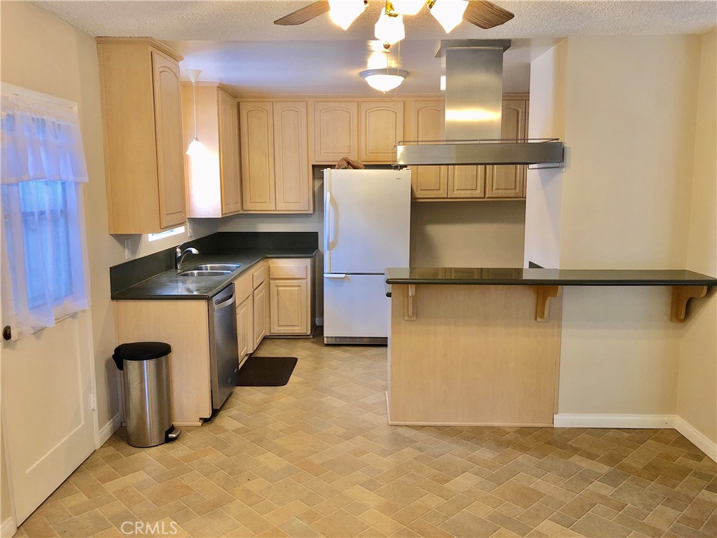 320 N Prospect Avenue