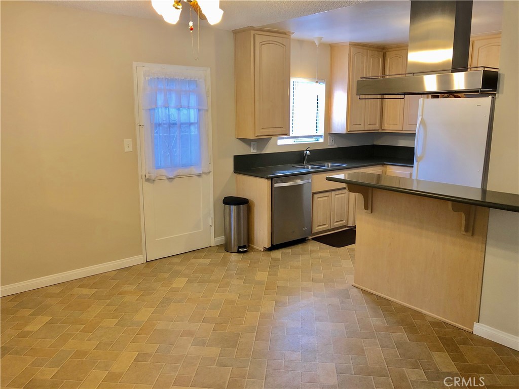 320 N Prospect Avenue