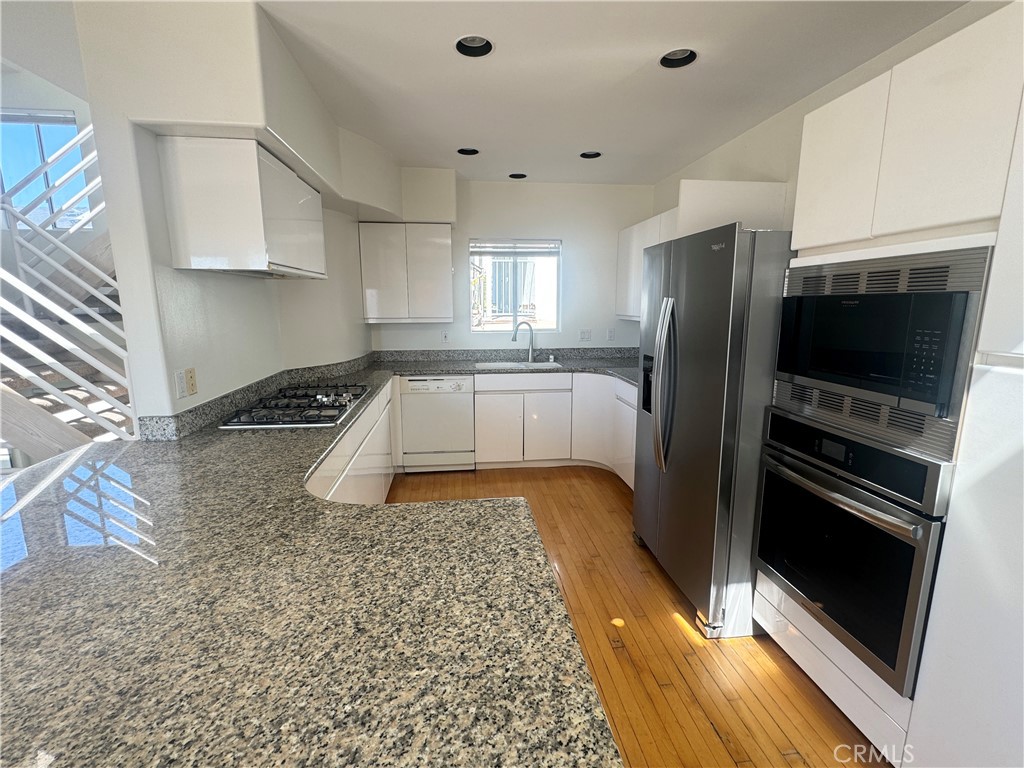 1342 Manhattan Avenue