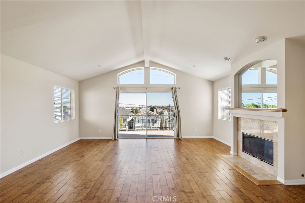 1613 Wollacott Street