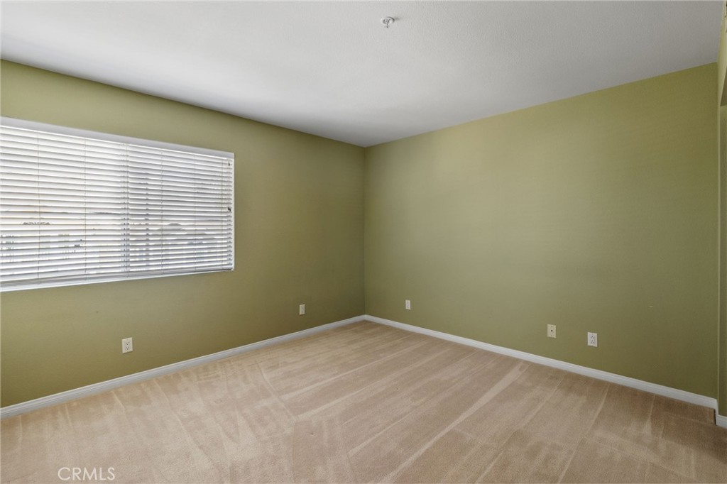 1613 Wollacott Street