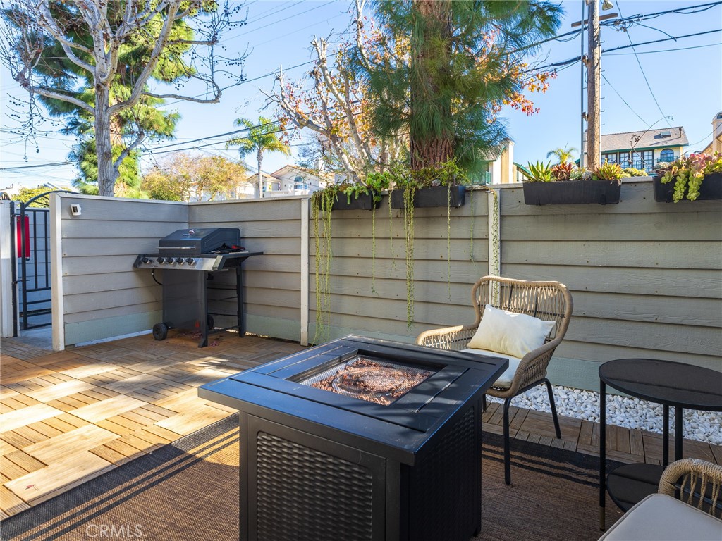 121 S Lucia Avenue 3