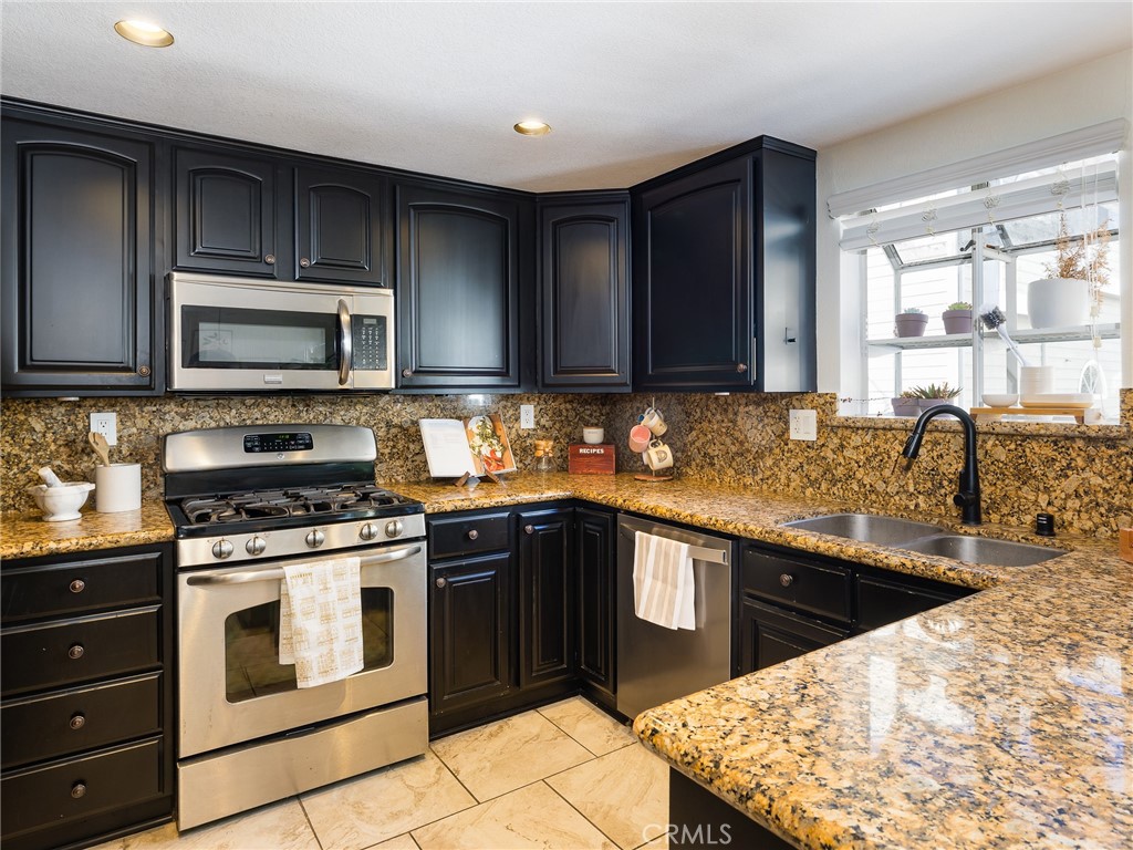 121 S Lucia Avenue 3