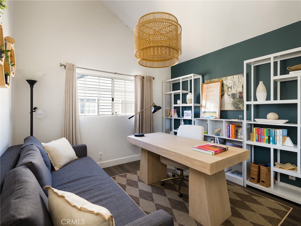 121 S Lucia Avenue 3