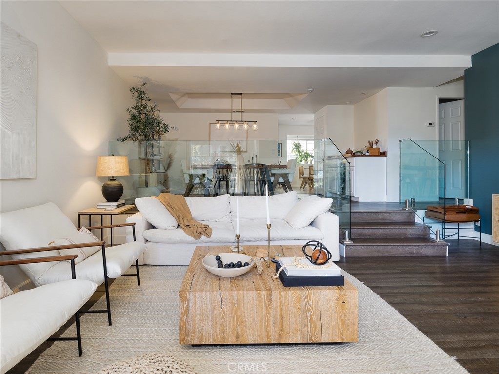 121 S Lucia Avenue 3