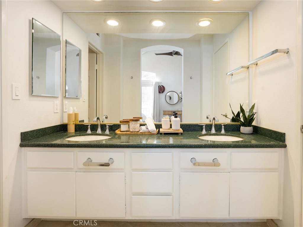 121 S Lucia Avenue 3