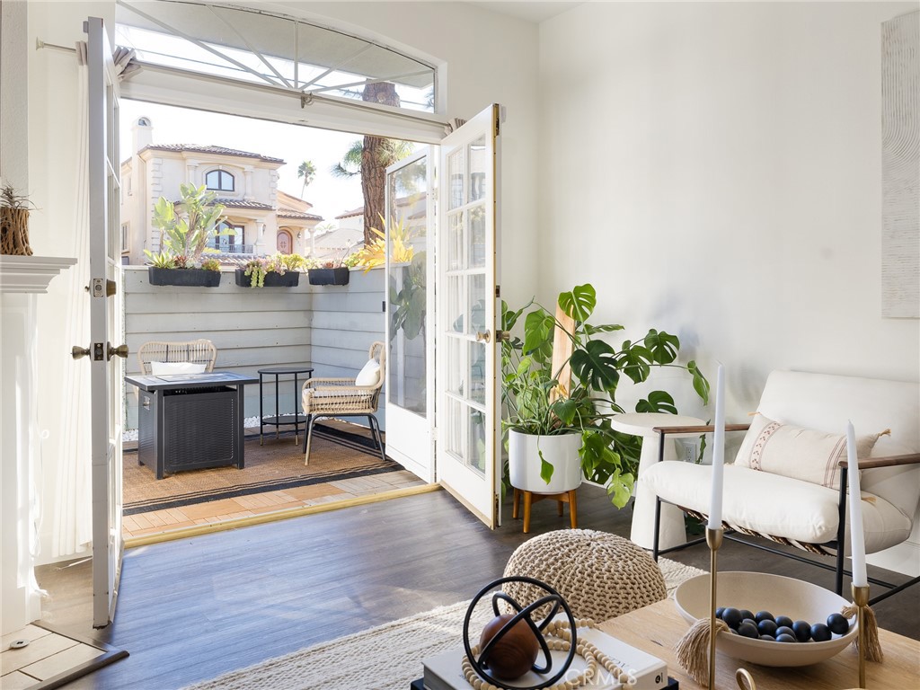 121 S Lucia Avenue 3