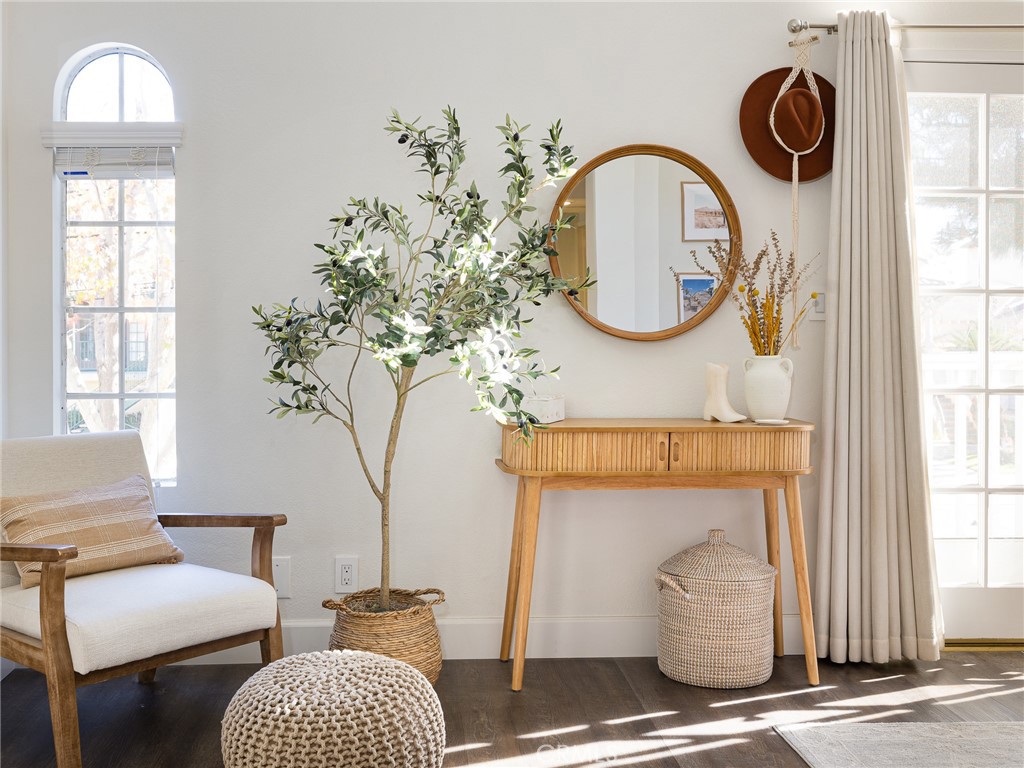 121 S Lucia Avenue 3