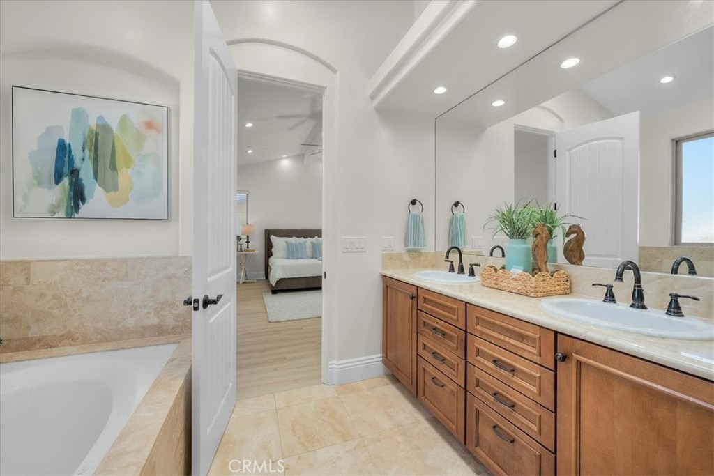 1907 Spreckels Lane B