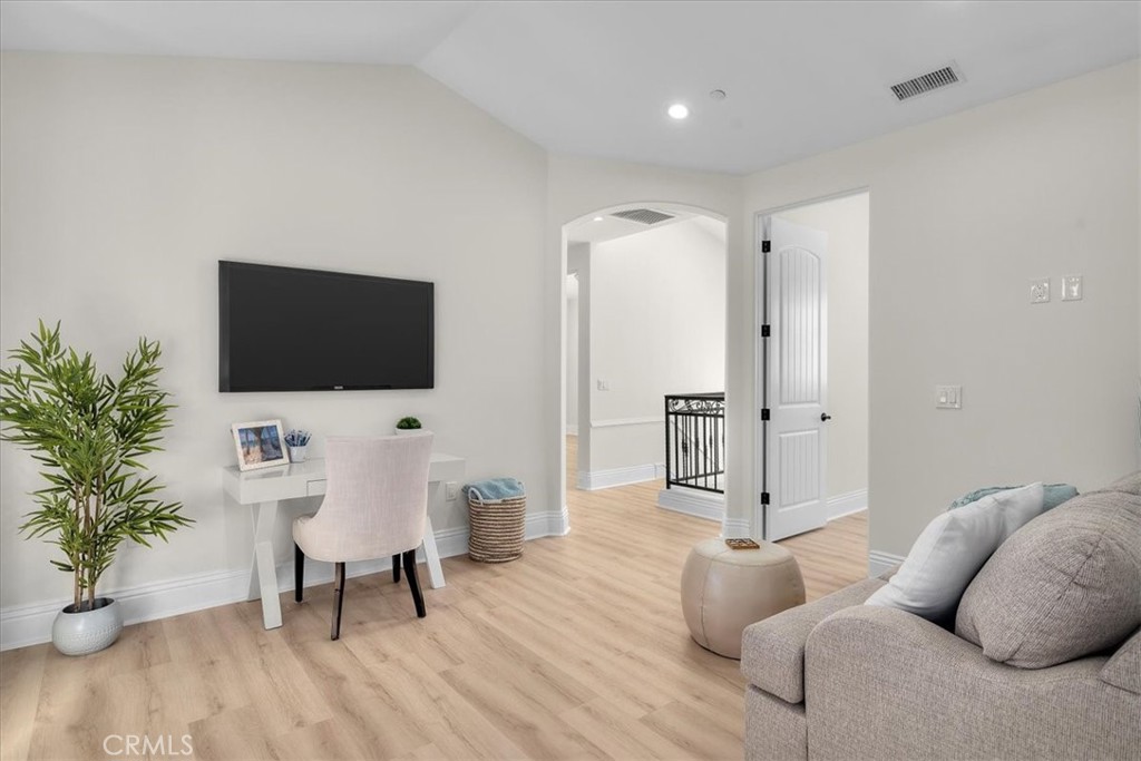 1907 Spreckels Lane B