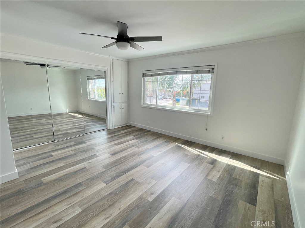 910 N Prospect Avenue