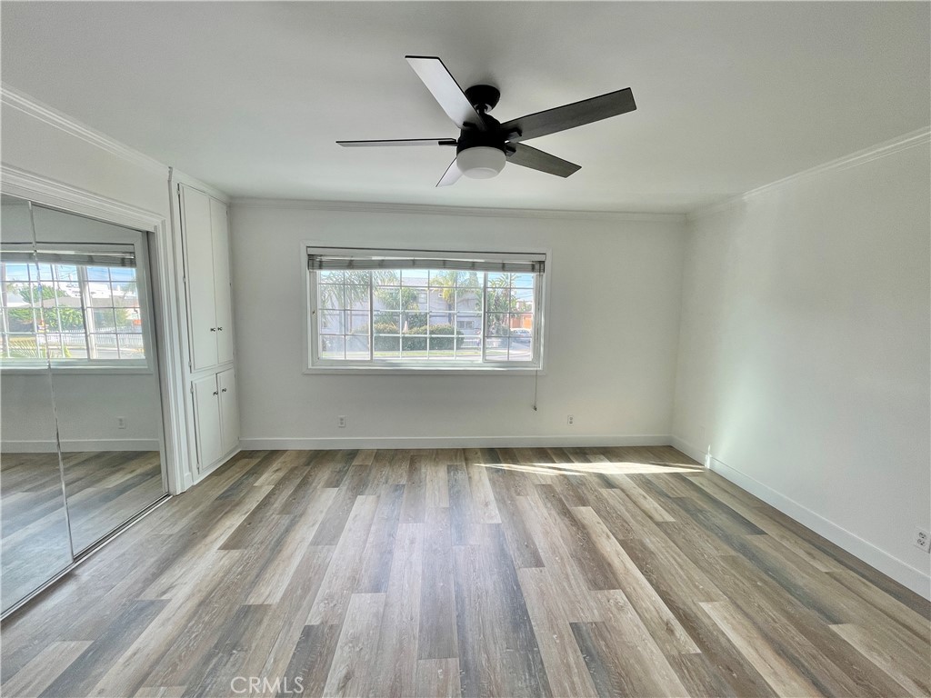 910 N Prospect Avenue