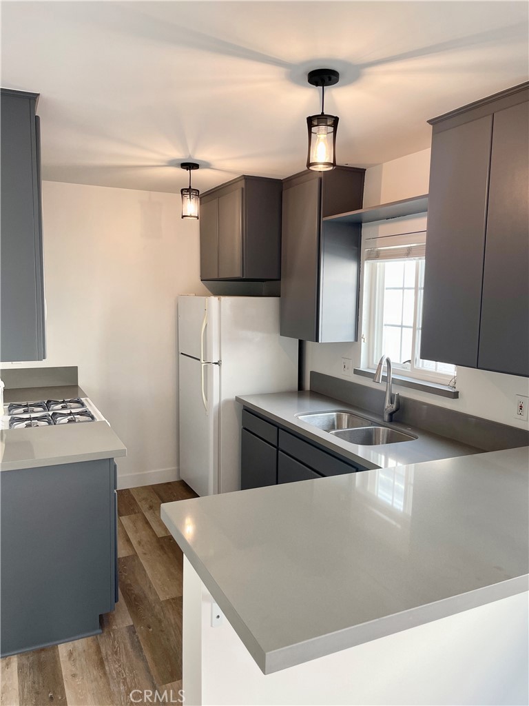 910 N Prospect Avenue