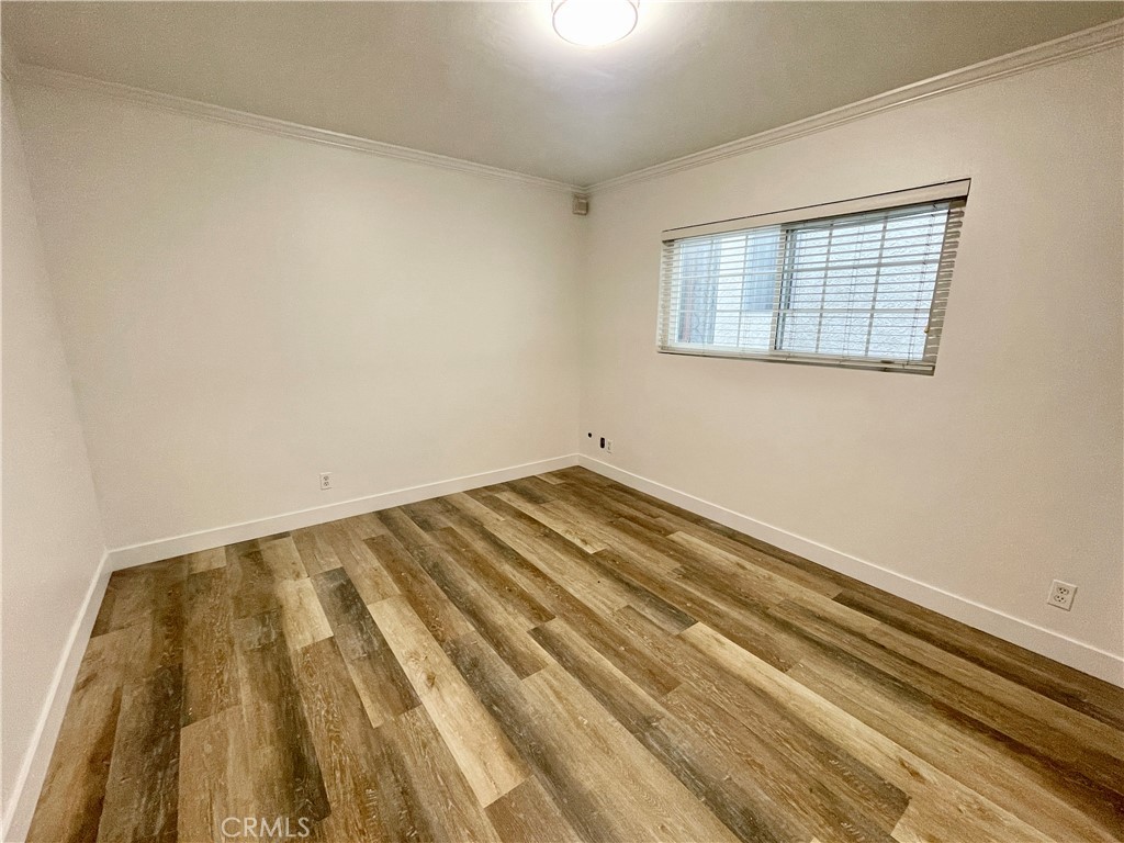 910 N Prospect Avenue