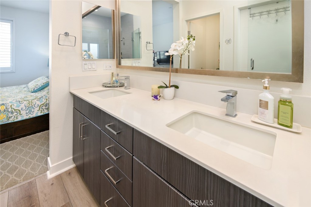 318 Bridgewater Way 6