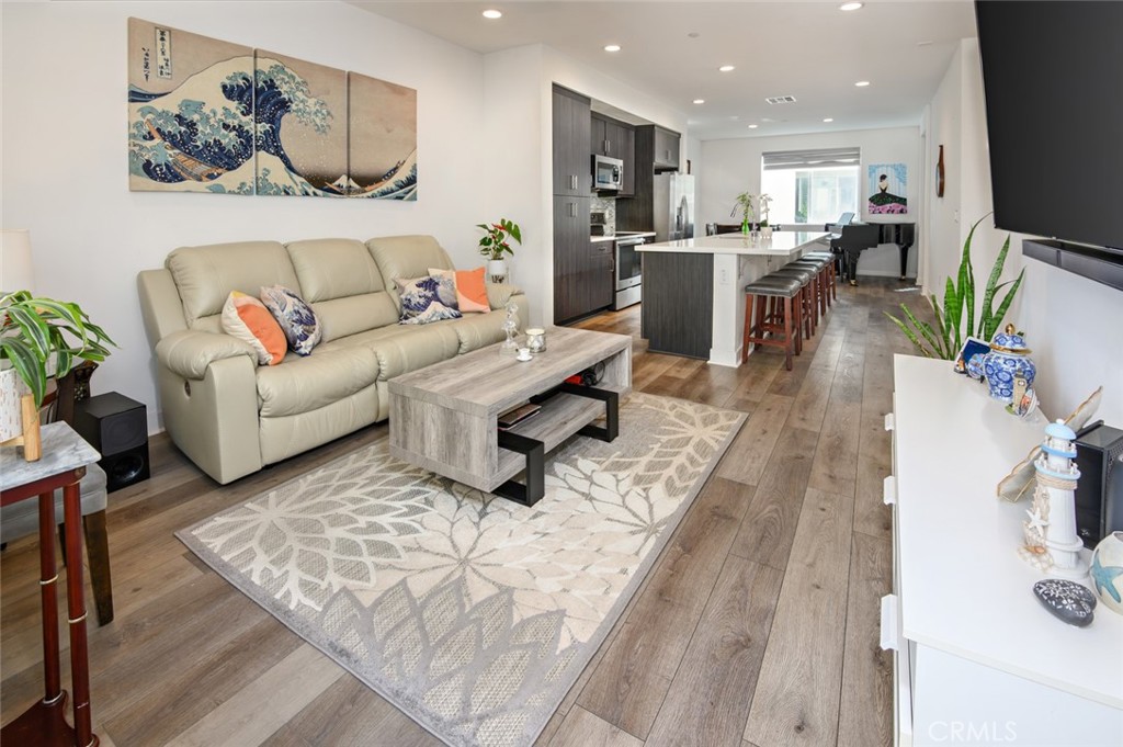 318 Bridgewater Way 6