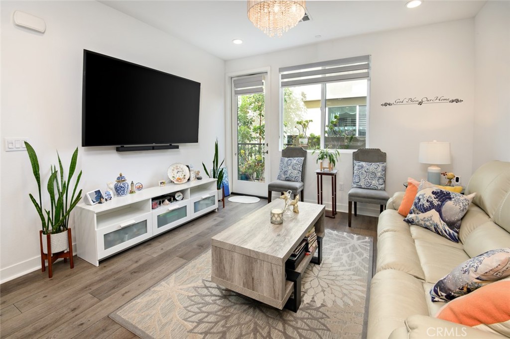 318 Bridgewater Way 6