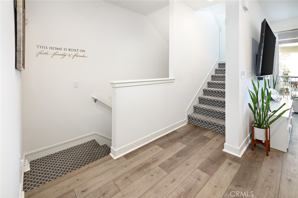 318 Bridgewater Way 6