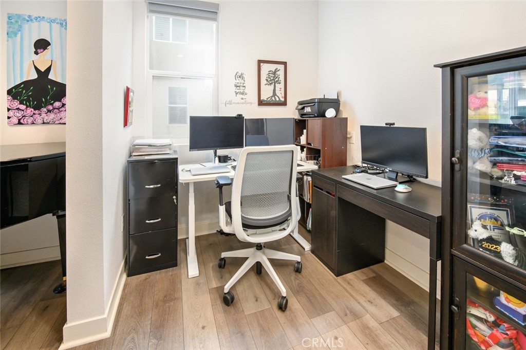 318 Bridgewater Way 6