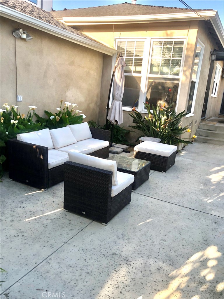 1302 Bonnie Brae Street