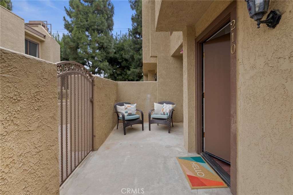 849 E Victoria Street 210