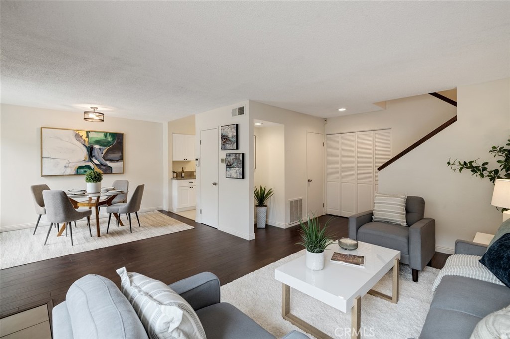 849 E Victoria Street 210