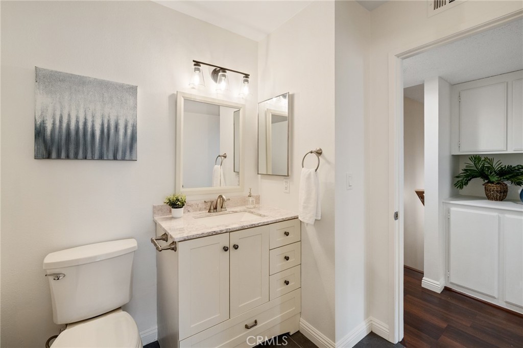 849 E Victoria Street 210