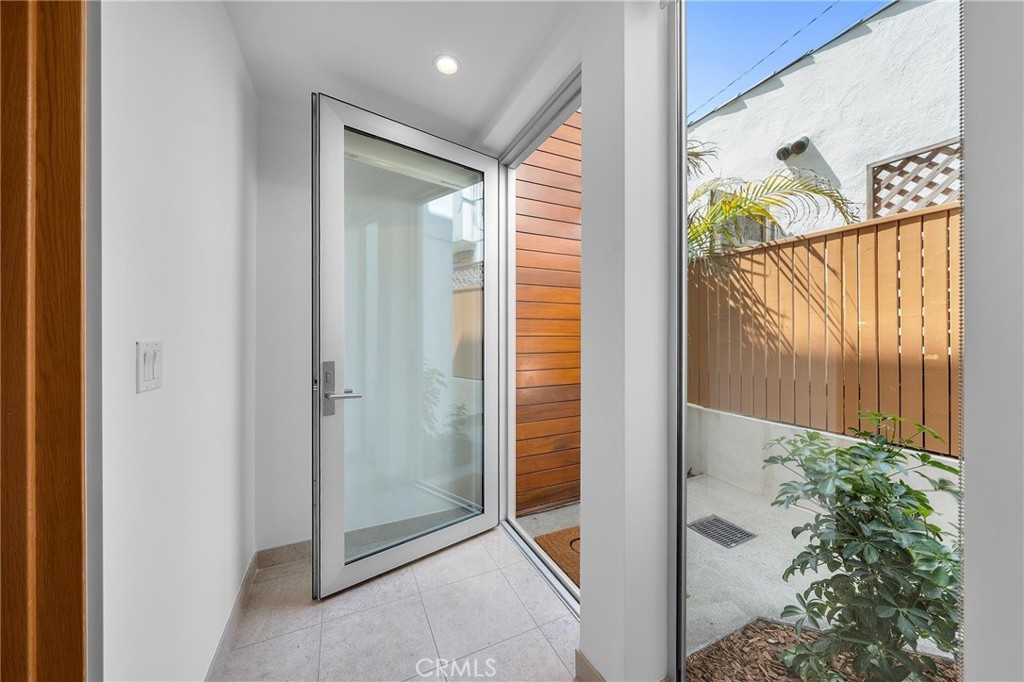 1501 Monterey Boulevard