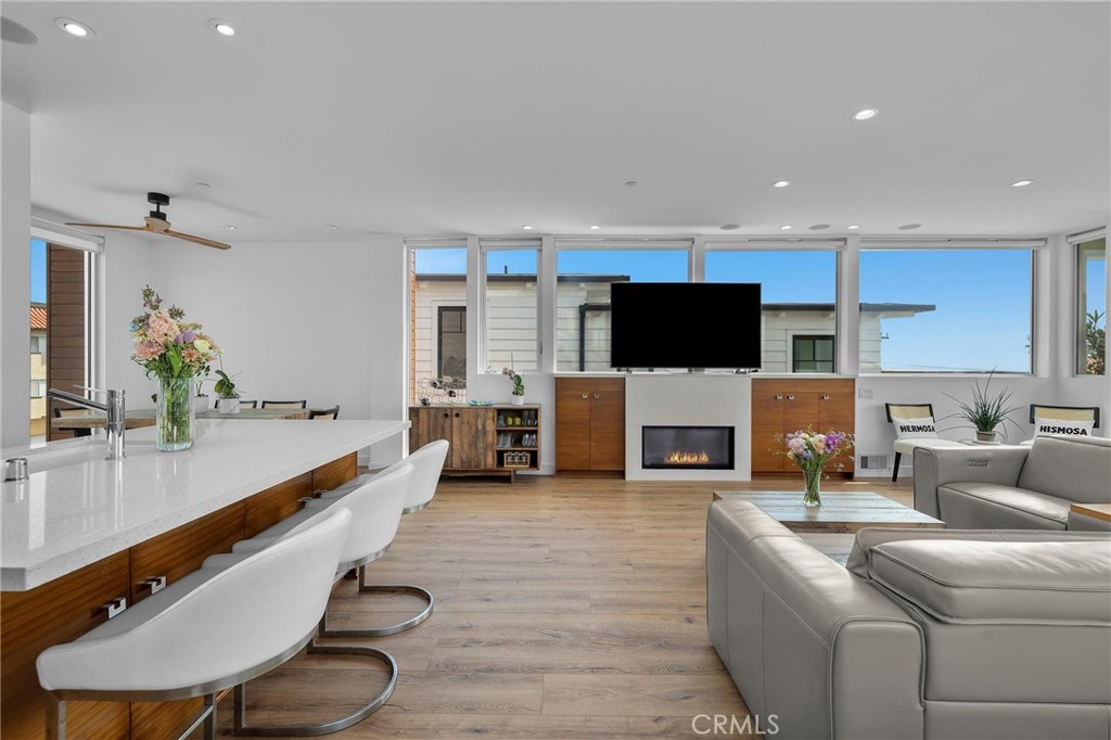 1501 Monterey Boulevard