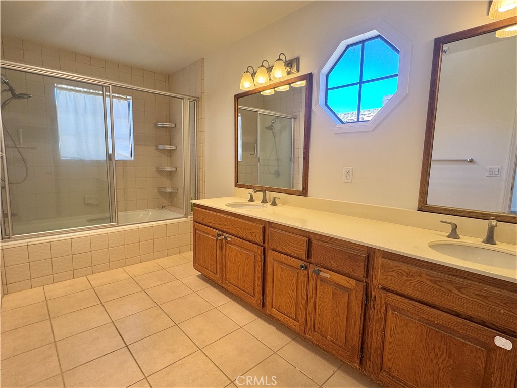 2714 Carnegie Lane B