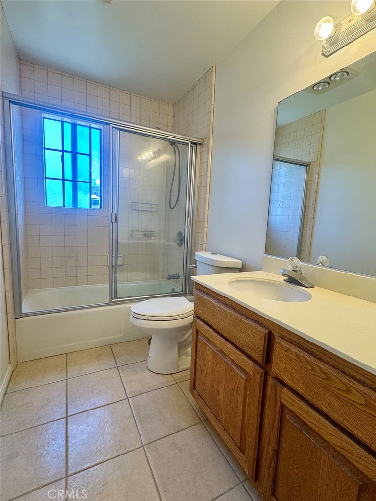 2714 Carnegie Lane B