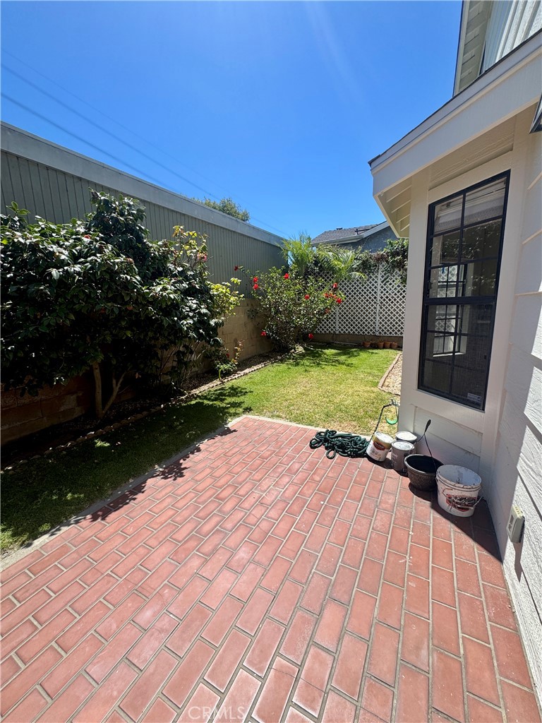 2714 Carnegie Lane B