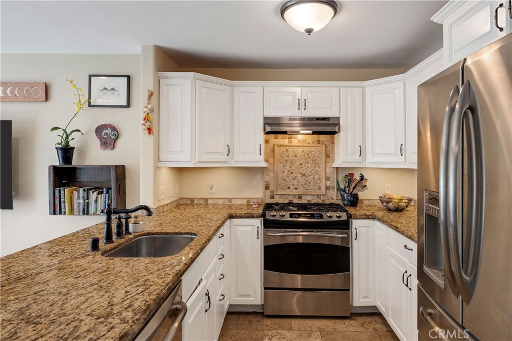 1600 Ardmore Avenue 107