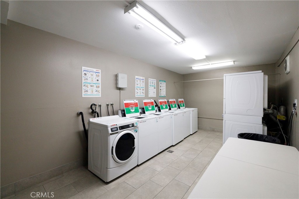 1600 Ardmore Avenue 107