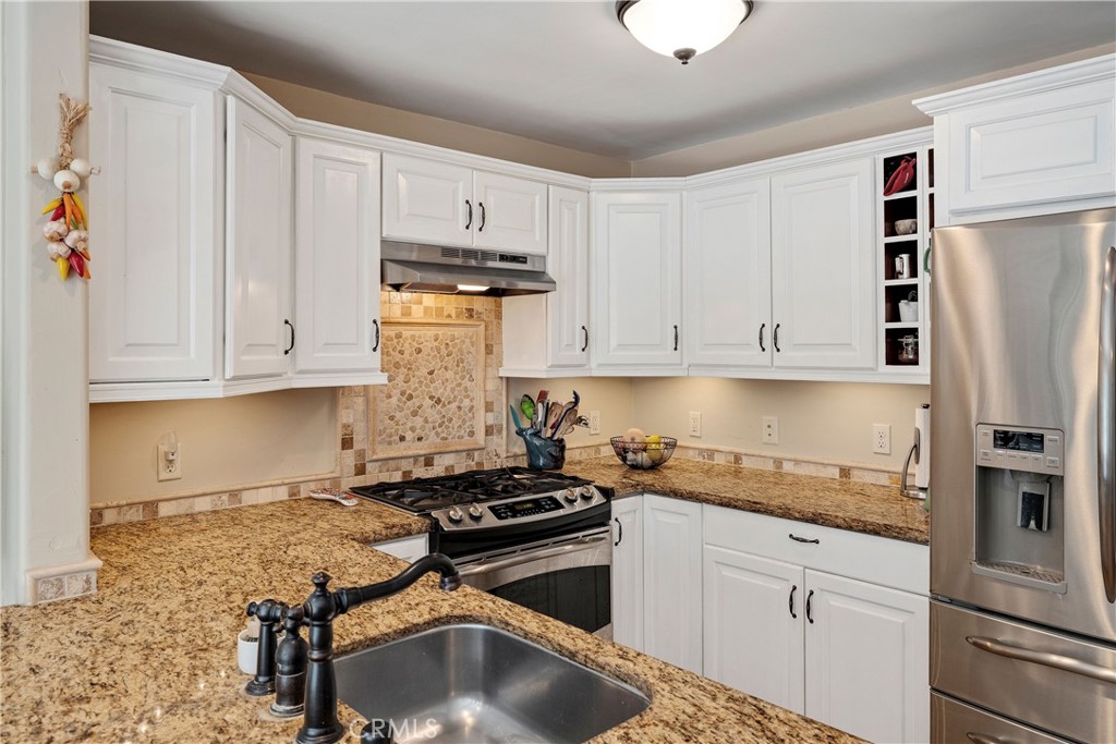 1600 Ardmore Avenue 107