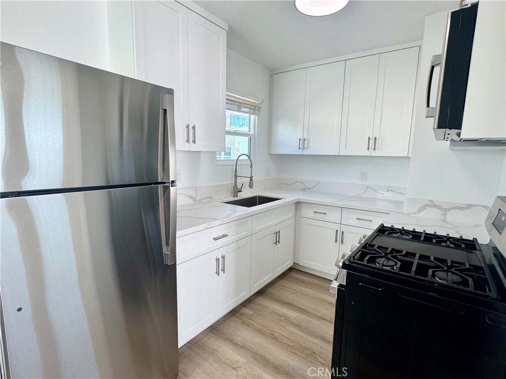 908 Manhattan Avenue C