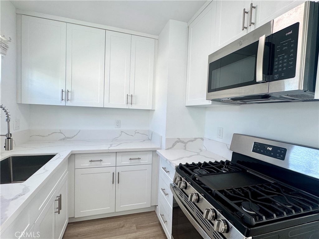 908 Manhattan Avenue C