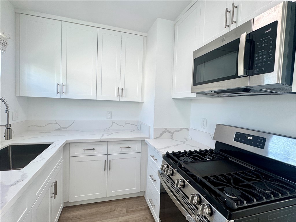 908 Manhattan Avenue C