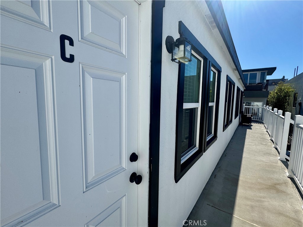 908 Manhattan Avenue C