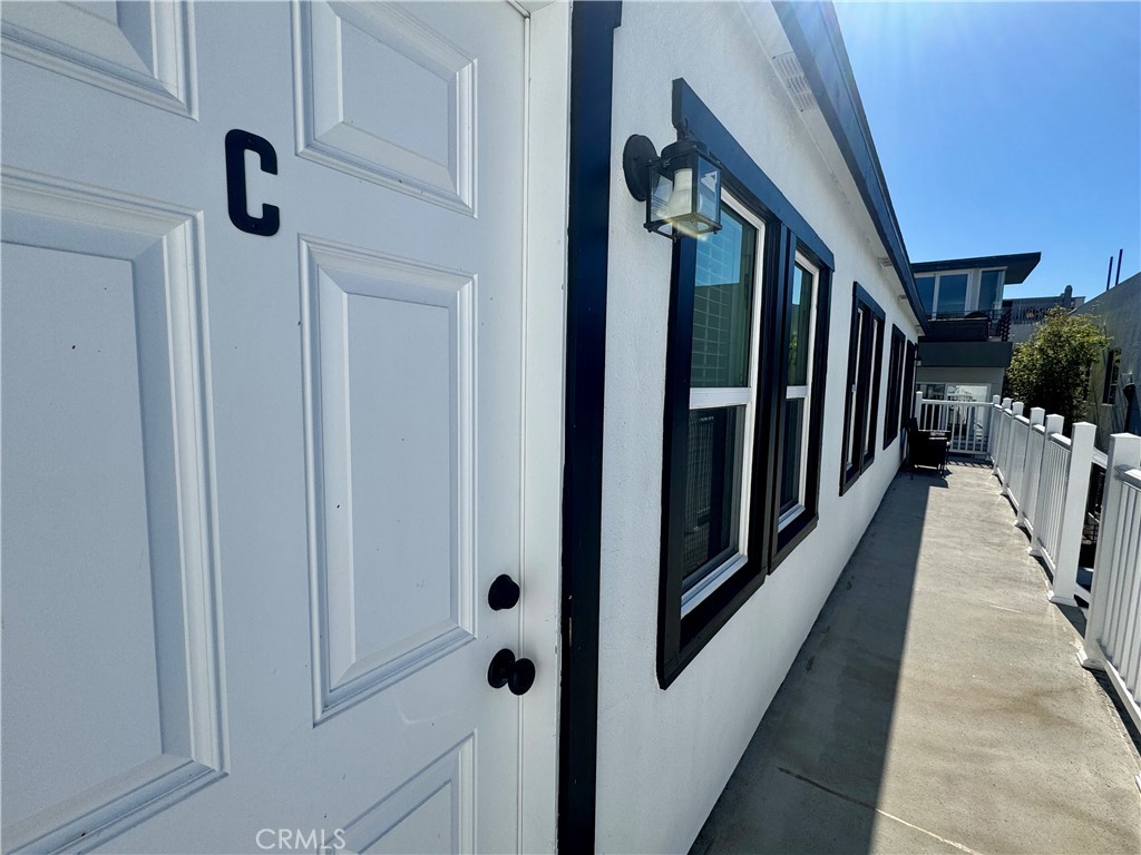 908 Manhattan Avenue C