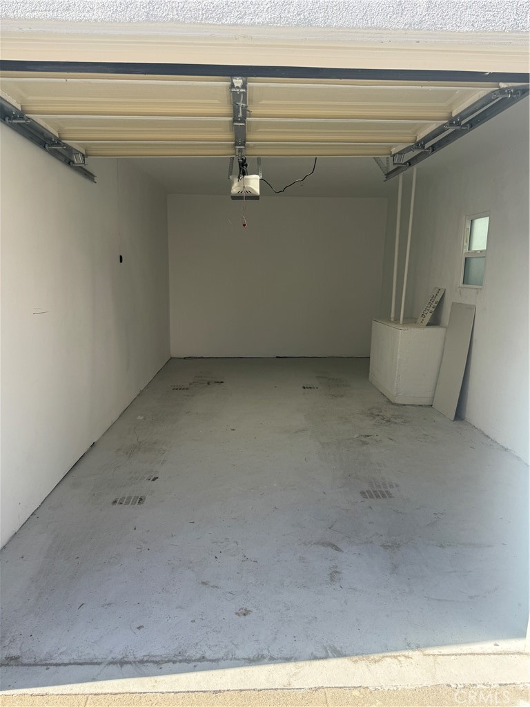 908 Manhattan Avenue C